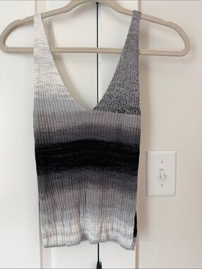Ombre Ribbed V-Neck Tank Top - Gray/Black